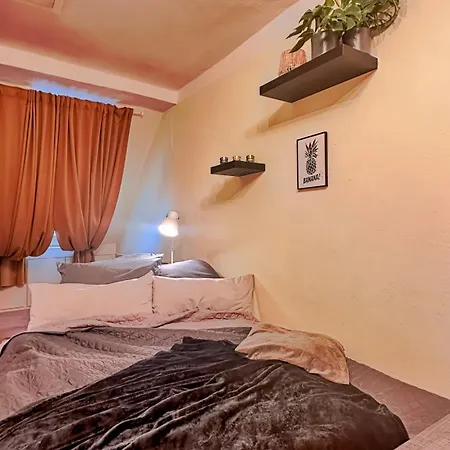 Lejlighed Gemuetliches - Dachwohnung Mit Blick Ueber Kinzigtal Gelnhausen